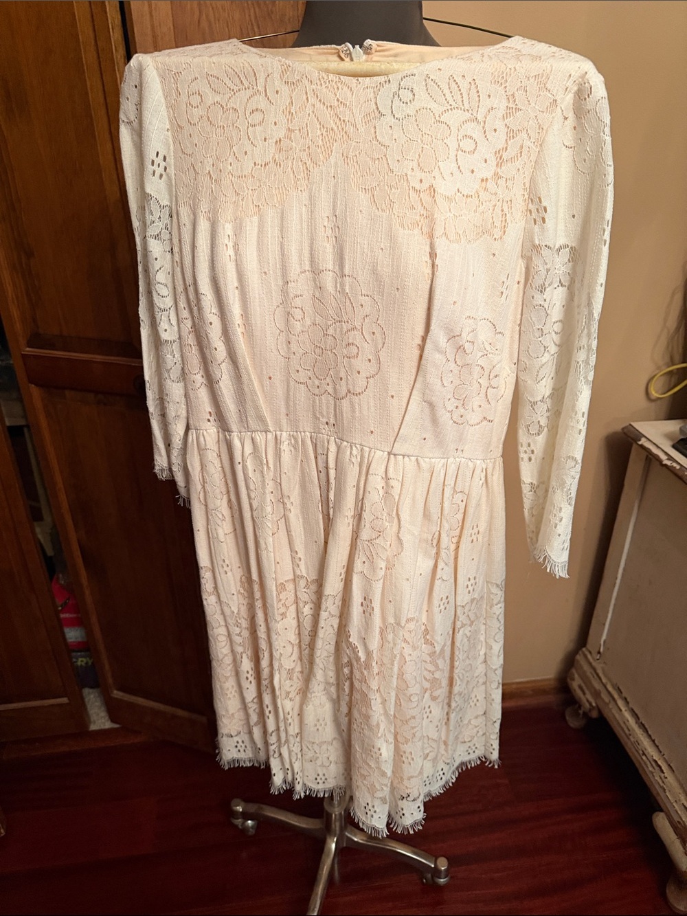 Lace Trim Long Sleeve Cream Dress